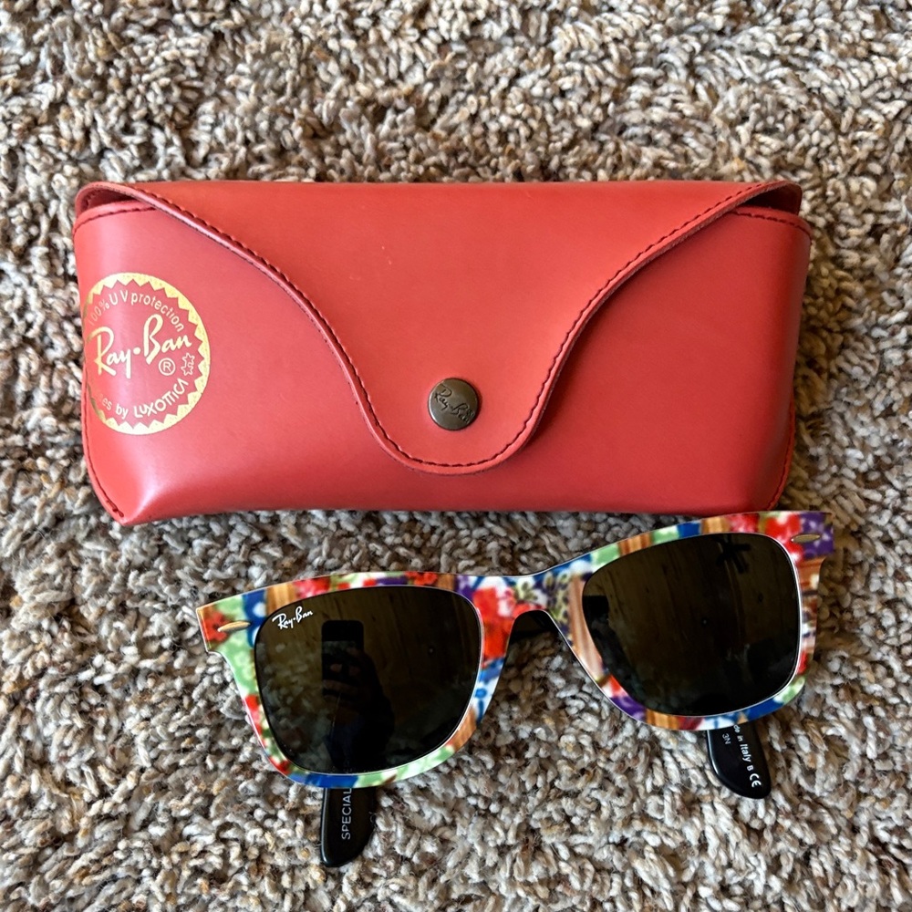 Ray-Ban Wayfarer Special Series #11 Sunglasses